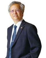 <span>2019 Awardees</span><div>Academician</br>Yuan-Pern Lee</div>