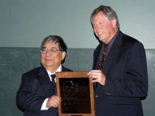 <span>2021 Awardees</span><div>Academician </br>Sunney I. Chan</div>